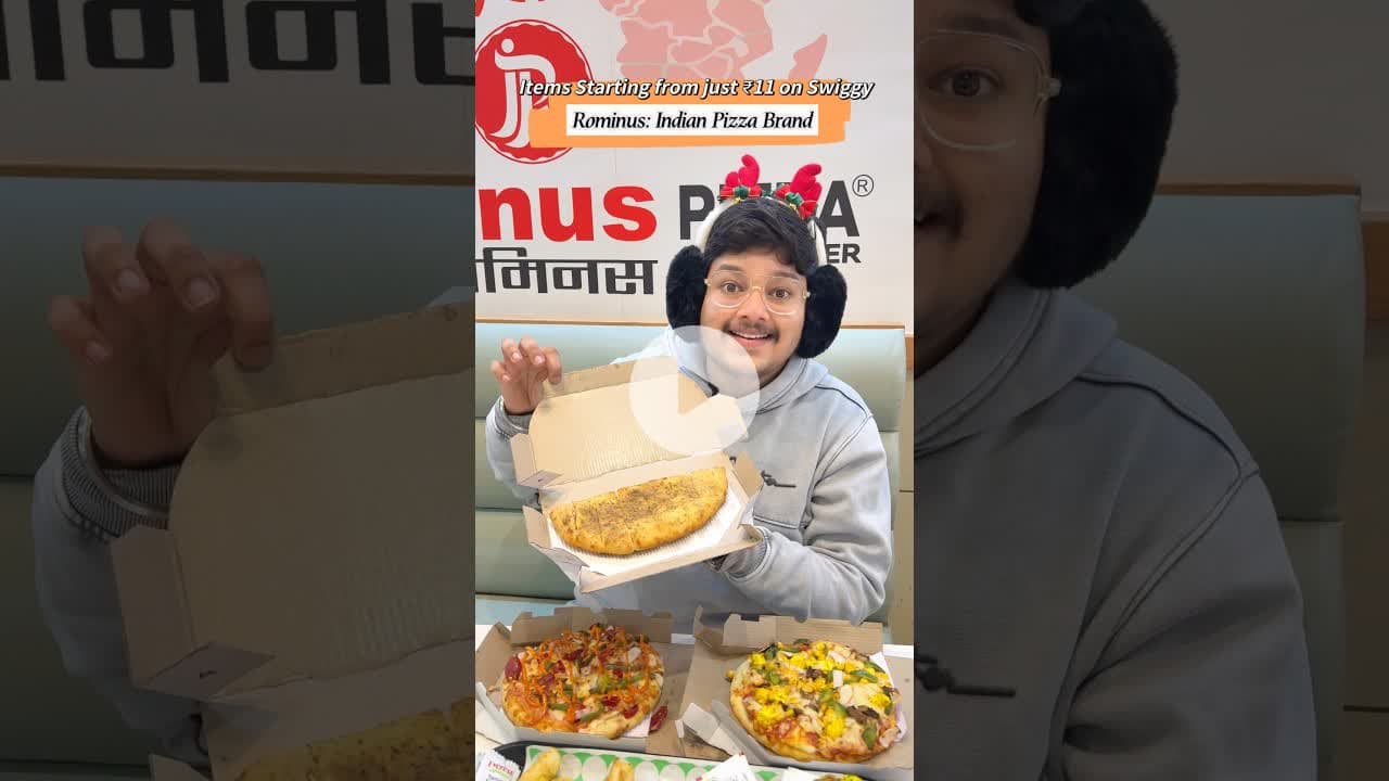 Christmas Deal Alert in Prayagraj!🔥🎄 #ytshorts #prayagraj #christmasoffers #rominuspizza