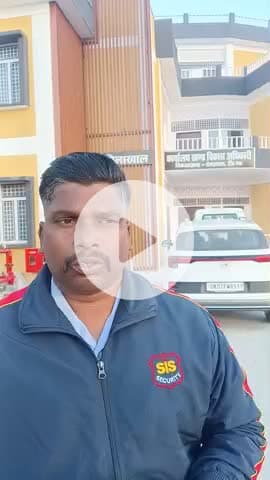 sis india limited international company 
अंतरराष्ट्रीय स्तर की कंपनी मैं स्थाई नियुक्ति 
ट्रेनिंग सेंटर देहरादून