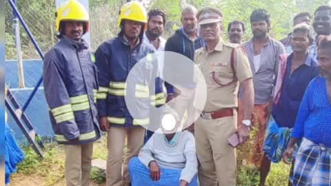 சோளிங்கர்: காட்டுப்பாக்கம் பகுதியில் அமைந்துள்ள தண்ணீர் டேங்க் மீது ஏறிய மனநலம் பாதிக்கப்பட்ட முதியவரை தீயணைப்புத் துறையினருடன் பாதுகாப்பாக மீட்ட காவல்துறை