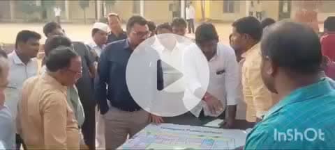 వంగూర్: వంగూరు మండల కేంద్రంలో నిర్మిస్తున్న పబ్లిక్ స్కూల్ నిర్మాణ పనుల ప్రగతిపై సమీక్ష నిర్వహించిన నాగర్ కర్నూల్ జిల్లా కలెక్టర