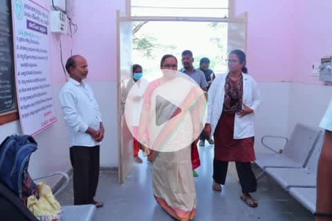 కొమురవెల్లి: కొమురవెల్లి మండల కేంద్రంలోని ప్రాథమిక ఆరోగ్య కేంద్రాన్ని ఆకస్మికంగా సందర్శించిన జిల్లా కలెక్టర్ హైమావతి