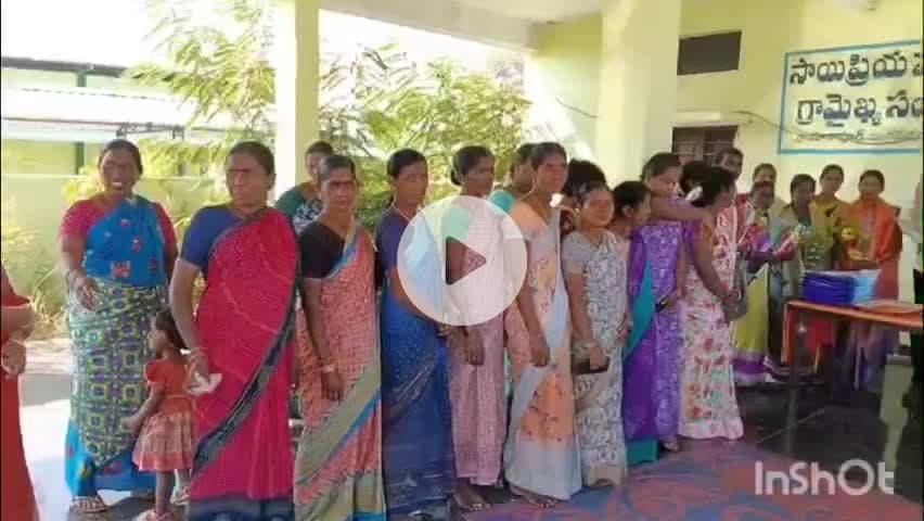 గన్నేరువరం: మాదాపూర్ సర్పంచ్, ఉప సర్పంచ్, వార్డ్ సభ్యులను సన్మానించిన మహిళ సంఘాలు