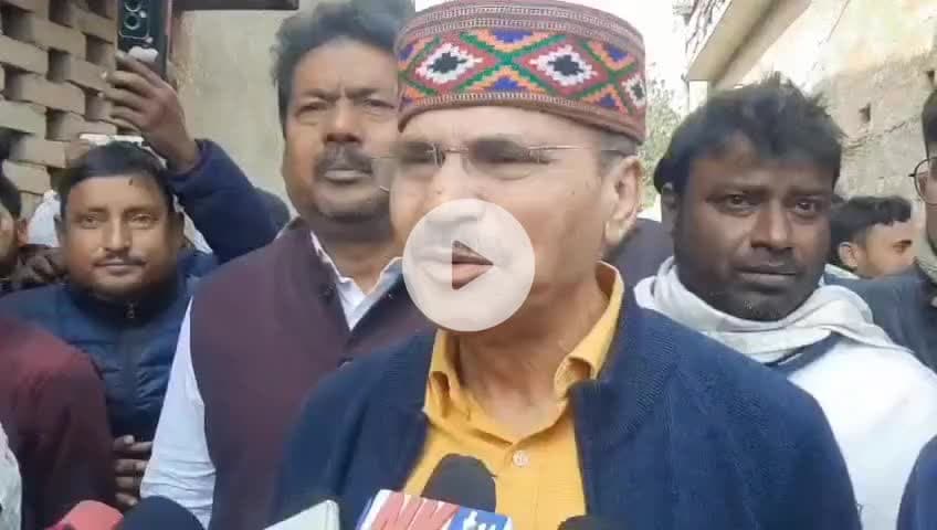 নবগ্রাম: নবগ্রামে নিহত শিশু কন্যার বাড়িতে এসে বিস্ফোরক অভিযোগ করেন কংগ্রেস নেতা অধীর রঞ্জন চৌধুরী