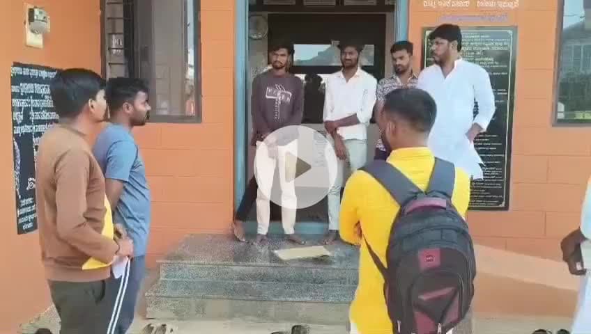 ಮಸ್ಕಿ: ಮಸ್ಕಿ ಪಟ್ಟಣದ ಗ್ರಂಥಾಲಯಕ್ಕೆ ಸರಿಯಾದ ವ್ಯವಸ್ಥೆ ಕಲ್ಪಿಸಲು ಸಿದ್ಧನಗೌಡ ಸೂಚನೆ