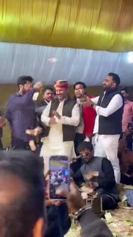 #राजपा संयोजक #शेर_सिंह_राणा का हुआ #गुजरात में भव्य स्वागत, की रुपयों की बरसात !
