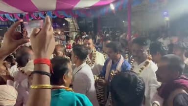 दिघवारा: दिघवारा नगर पंचायत के दिघवारा बाज़ार में आयोजित चैता में शामिल हुए।।

#rameshyadssonpur