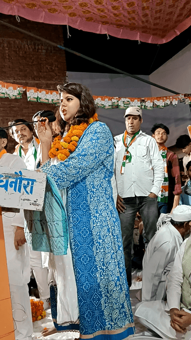 #पंखुरी_पाठक बछरायुं में एक चुनावी रैली को संबोधित कर रही हैं!
#congress #congresssevadal