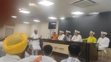 आज कांग्रेस मुख्यालय पर #KKC के राष्ट्रीय चेयरमैन Dr. Udit Raj जी की अध्यक्षता में हरियाणा प्रदेश असंगठित कामगार और कर्मचारी कांग्रेस (#केकेसी) की बैठक हुई,
कश्यप समाज की हो राजनीति में पूरी भागीदार:कश्यप