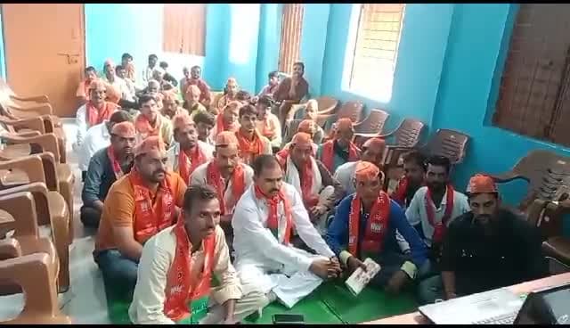 मेरा बूथ सबसे  मजबूत

कार्यक्रम के तहत ग्राम खजरा हरचंद में कार्यक्रम हुआ।
#राजपाल_सिंह_राजपूत