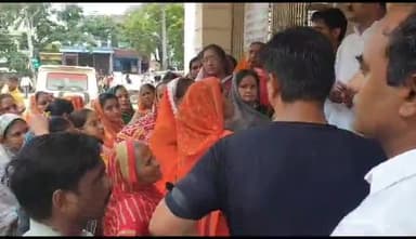 आज #तालेड़ा में सकल जैन समाज के द्वारा कर्नाटक में हुई जैन मुनि की निर्मम हत्या के विरोध में विरोध जताया ।