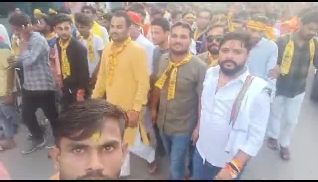 आज #श्री_कृष्ण_जन्माष्टमी के शुभअवसर पर #विश्व_हिन्दू_परिषद_बजरंग_दल के द्वारा भगवान श्री कृष्ण जी की भव्य शोभायात्रा
