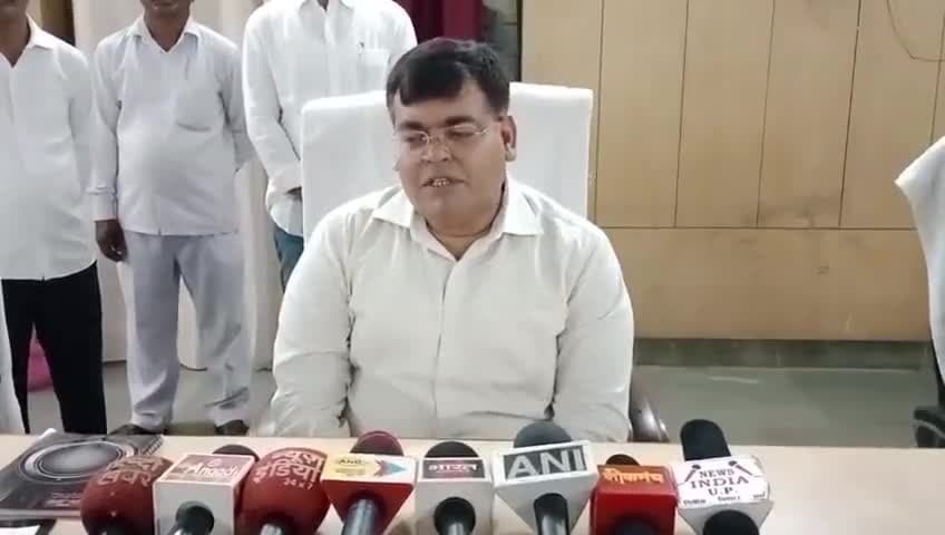 #प्रतापगढ के नवागत जिला अधिकारी #संजीव_रंजन ने संभाला कार्यभार
#पट्टी