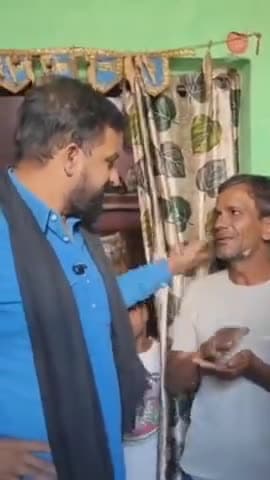 वीडियो के माध्यम से गुहार लगाने पर जयहिंद बिजेंद्र देशवाल के पास सुनारिया चौक अमृत कॉलोनी रोहतक पहुंचे।

#जयहिंदसेना #naveenjaihind #bpl #राशनकार्ड