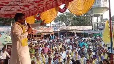 कटंगी मुख्यालय में निर्दलीय प्रत्याशी #केसर_बिसेन की सभा मे कांग्रेस-भाजपा के प्रत्याशी पर जमकर गरजे आशुतोष बिसेन।