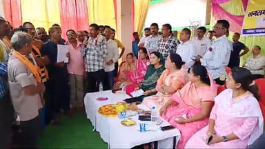 जिला स्तरीय जनसमस्या निवारण शिविर ग्राम पंचायत नारी में करेली बड़ी एवं ग्राम नारी के अवैध रेत उत्खनन का मुद्दा गरमाया I