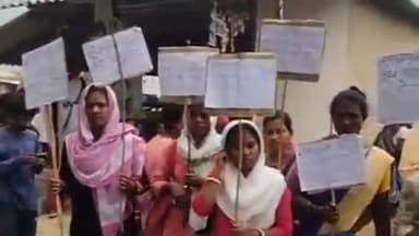मंझारी: मंझारी के एकलव्य विद्यालय में स्थानीय छात्रों को प्राथमिकता के आधार पर नामांकन के लिए जिला परिषद सदस्य ने किया आंदोलन