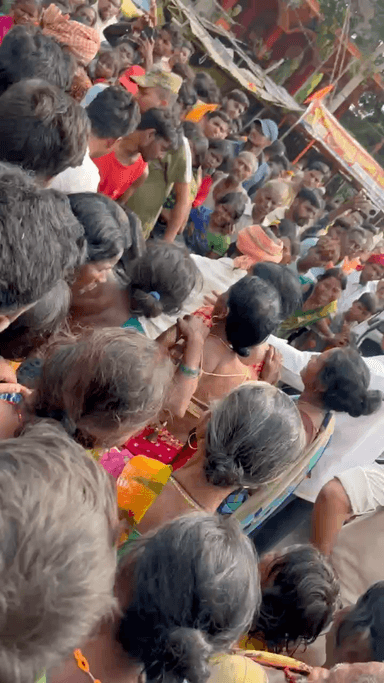 प्रसादी इंगलिश मेंसड़क दुर्घटनाके कारण NH139 पर भारी जाम🥸 #arwal #actident @arwal