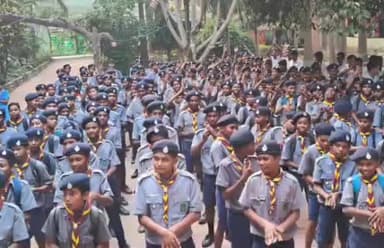 ତଲସରା: ସ୍ଥାନୀୟ ହାଇସ୍କୁଲ ପ୍ରାଙ୍ଗଣରେ ଅନୁଷ୍ଠିତ ହାତଧୁଆ ସଚେତନତା କାର୍ଯ୍ୟକ୍ରମରେ ଯୋଗଦେଲେ ଜିଲ୍ଲାର ୧୦ ହଜାର ଛାତ୍ରଛାତ୍ରୀ