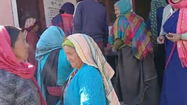 बंगा दादर बगल में स्वास्थ्य शिविर का आयोजन किया गया