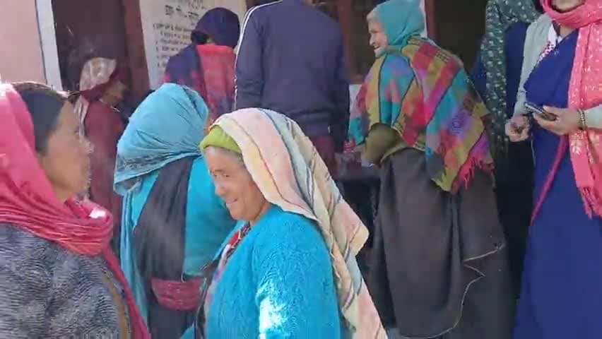 बंगा दादर बगल में स्वास्थ्य शिविर का आयोजन किया गया