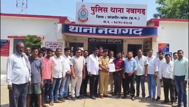 नवागढ़ थाना के सामने लगे 14 अप्रैल अम्बेडकर जयंती की बधाई बैनर को अज्ञात लोगों ने फाड़ा,आक्रोशित लोगों ने दिया ज्ञापन।