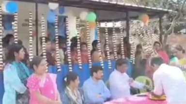 কোলাঘাট: কলাঘাট ব্লকের অন্তর্গত কোলা ১নং গ্রাম পঞ্চায়েতের উদ্যোগে দুটি অঙ্গনওয়াড়ি কেন্দ্রের উদ্বোধন