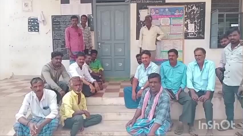 ನಂಜನಗೂಡು: ಬೇಸಿಗೆಗೂ ಮುನ್ನ ಕುಡಿಯುವ ನೀರಿಗಾಗಿ ಹಾಹಾಕಾರ: ಪಿಡಿಒ ಮತ್ತು ಸಿಬ್ಬಂದಿಗಳು ಗ್ರಾ.ಪಂ ಕಛೇರಿಗೆ ತೆರಳದಂತೆ ದಿಗ್ಬಂದನ