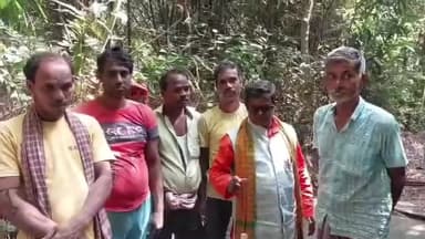 খেজুরি ২: খেজুরি ২০৮ নম্বর বুথে ঢালাই রাস্তা নির্মাণের শুভ উদ্বোধনীতে উপস্থিত খেজুরি গ্রাম পঞ্চায়েত প্রধান  কালীপদ মন্ডল