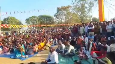 बंदगांव: बंदगांव की बाउरीसाई में झूमर कार्यक्रम का आयोजन, उमड़ी ग्रामीणों की भीड़