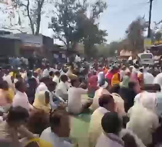 बैहर: ग्राम उकवा में बॉक्साइट और लौह अयस्क खनन के विरोध में विशाल जन आंदोलन व चक्का जाम