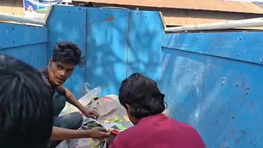 বাদুড়িয়া: বাদুড়িয়ায় অন্তঃসত্ত্বা গৃহবধূকে খুনের অভিযোগ, আটক স্বামী