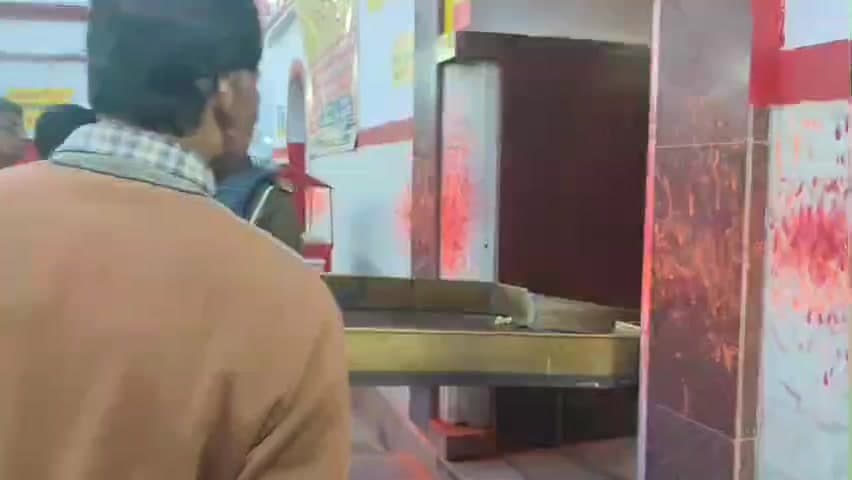 पिपराही: महाशिवरात्रि को लेकर एसडीएम ने देकुली धाम में तैयारियों का लिया जायजा, कई दिशा-निर्देश दिए