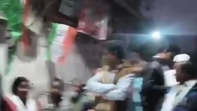 পাঁশকুড়া: পাঁশকুড়া ব্লক এলাকায় তৃণমূল কংগ্রেসের উন্নয়নের পাঁচালী কর্মসূচি উপস্থিত পাঁশকুড়া ব্লকINTTUC সভাপতি