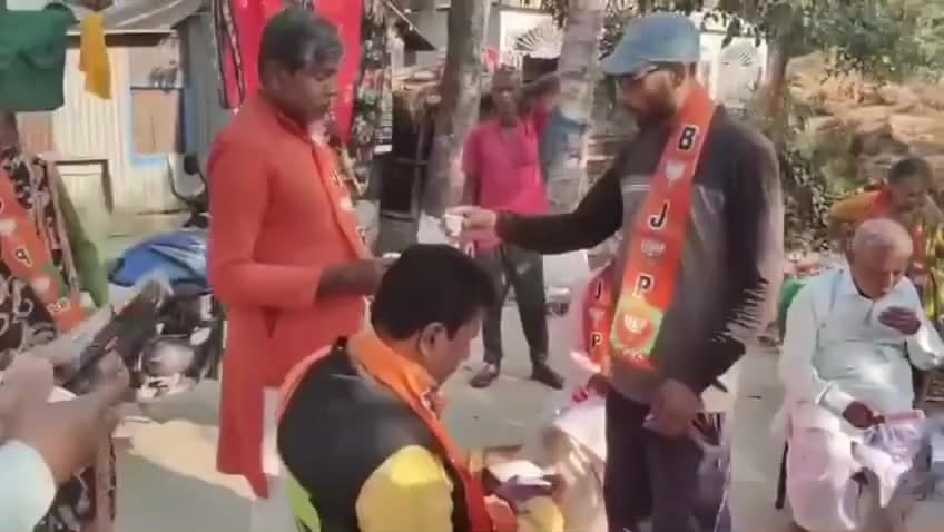 হাঁসখালি: চায়ে পে চর্চায় রানাঘাট উত্তর-পূর্ব বিধানসভার বিজেপি বিধায়ক অসীম বিশ্বাস