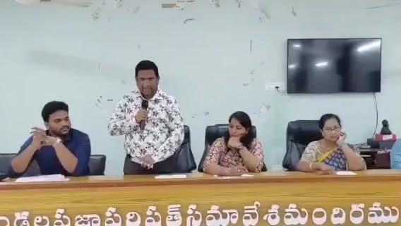 మామిడికుదురు: ఈనెల 15న పిల్లలకు నులిపురుగు మాత్రలు పంపిణీ: మామిడికుదురు తహసిల్దార్ సునీల్