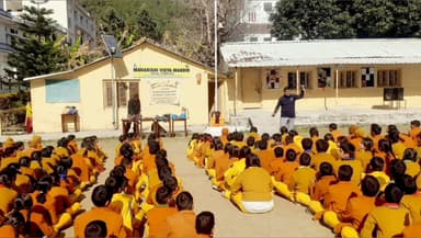 भटवाड़ी: आपदा प्रबंधन की टीम ने महर्षि विद्या मंदिर ज्ञानसू में छात्र-छात्राओं को आपदा से संबंधित जन जागरूकता प्रशिक्षण दिया