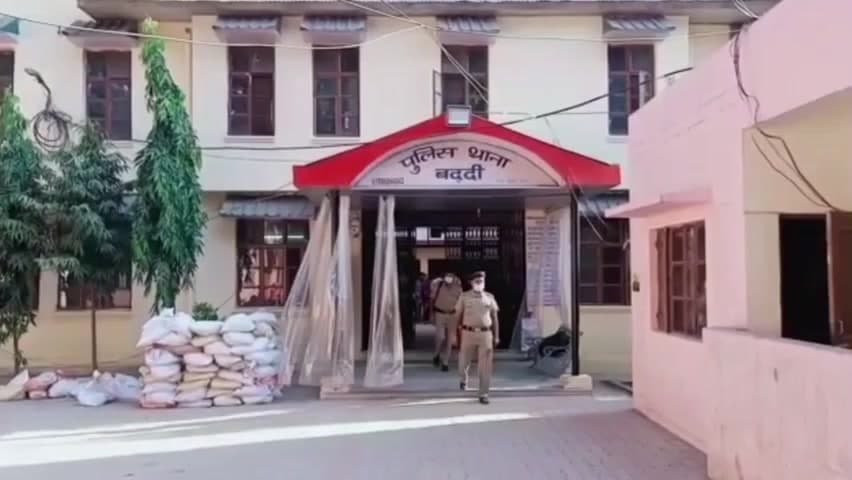 दाड़लाघाट: बरोटीवाला थाना क्षेत्र में सड़क दुर्घटना में राहगीर की मौत, मामला दर्ज