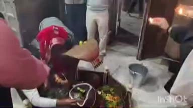 बसेड़ी: बसेड़ी भूतेश्वर मंदिर पर उमड़ा भक्तों का सैलाब, पूजा अर्चना कर मांगी मन्नतें