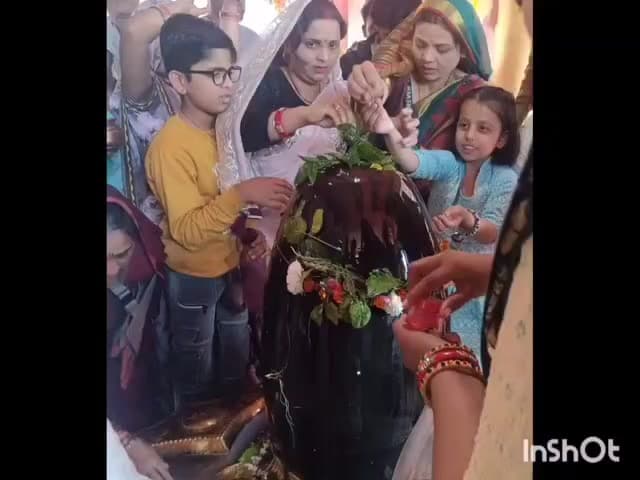गैरतगंज: मावलखोह में महाशिवरात्रि पर उमड़ा आस्था का सैलाब, हजारों श्रद्धालुओं ने किया जलाभिषेक