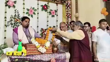 मालपुरा: शहर के गोविन्द महल में आयोजित भागवत कथा में पहुंचे PHED मंत्री कन्हैया लाल चौधरी ने लिया आशीर्वाद