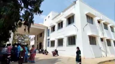 சிங்கம்புனரி: சாலை வசதி கேட்டு யூனியன் அலுவலகம் முற்றுகை – சிங்கம்புணரி அருகே கிராம மக்கள் போராட்டம்