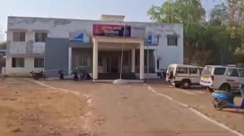 सिहोरा: खितौला थाना क्षेत्र में रेलवे फाटक के पास रंजिश के चलते युवक पर चाकू से हमला, आरोपी फरार