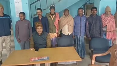 मझौलिया: मझौलिया पुलिस की समकालीन अभियान में बड़ी कार्रवाई, करीब एक दर्जन गिरफ्तार