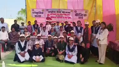 जबेरा: खैरी सिंगौरगढ़ में राष्ट्रीय सेवा योजना शिविर में जनसंपर्क अधिकारी बाई ए कुरैशी ने सफलता के मूल मंत्र बताए