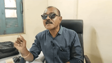 पातुर: जिल्हा ग्रामीण विकास यंत्रणेअंतर्गत मोठ्या प्रमाणात अनियमितता होत असल्याचा आरोप वंचित बहुजन युवक आघाडी महासचिव  पातोडे