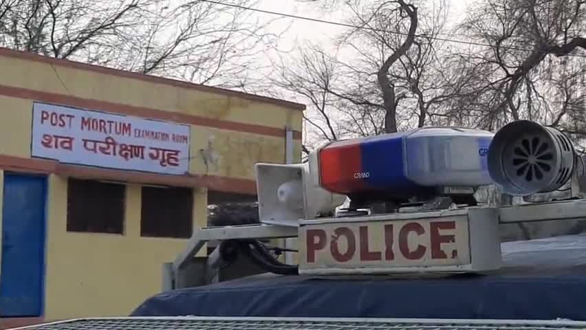 सूरतगढ़: ट्रैक्टर-ट्रॉली के करंट की चपेट में आने से गोशाला कर्मी की हुई मौत, परिजनों ने करवाई मर्ग दर्ज