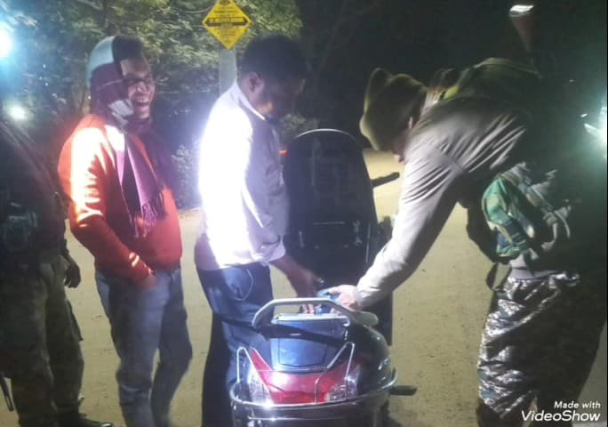 देवीपुर: देवीपुर पुलिस ने शंकरपुर मोड़ पर चलाया एंटी क्राइम वाहन जांच अभियान