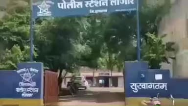 लोणार: सावरगाव मुंढे येथे शेत जमिनीच्या हिश्शाच्या वादातून युवकाची हत्या, वडील व भावी विरुद्ध गुन्हा दाखल