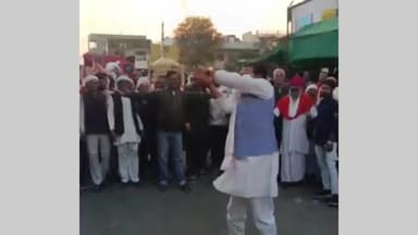 सागर: 68 की उम्र में 22 जैसा जोश: सागर जिला पंचायत अध्यक्ष हीरा सिंह राजपूत ने घुमाई लाठी, वीडियो वायरल