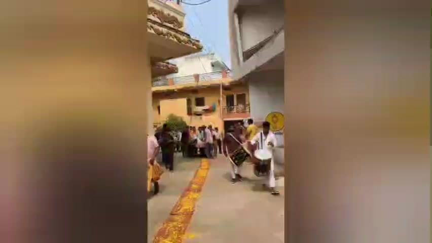 कसरावद: ग्राम निमरानी के मनकामनेश्वर महादेव मंदिर के भव्य नवनिर्माण की शुरुआत वैदिक मंत्रों से